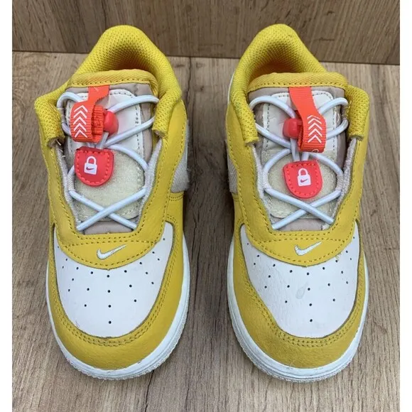 Nike Air Force 1 Toggle SE Athletic Sneakers Shoes Boys Size 10C Gold DQ0366-700