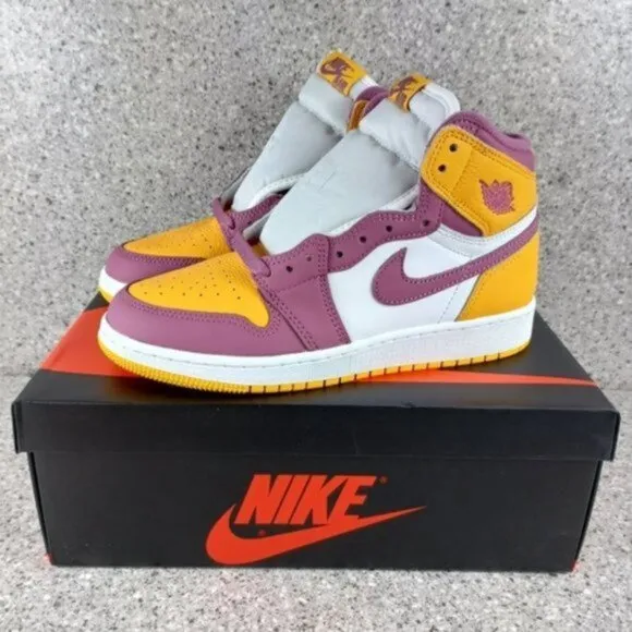 Nike Air Jordan 1 Retro High OG 'Brotherhood' Sneakers Shoes 5.5Y Women'…