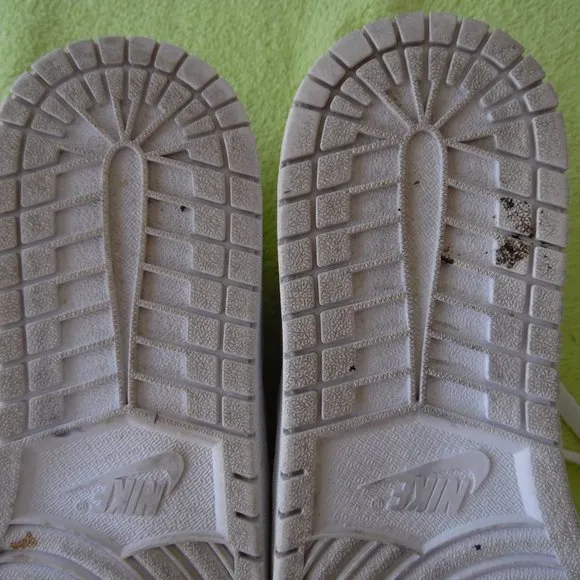 nike air jordan centre court low mens size 12 shoes and 16 pictures to look at