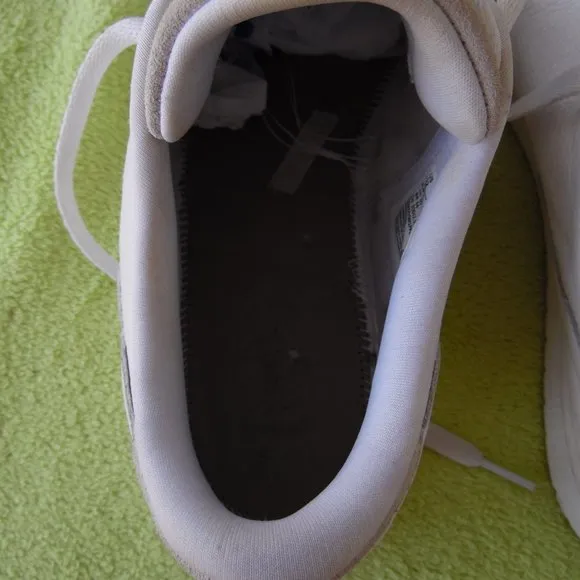 nike air jordan centre court low mens size 12 shoes and 16 pictures to look at