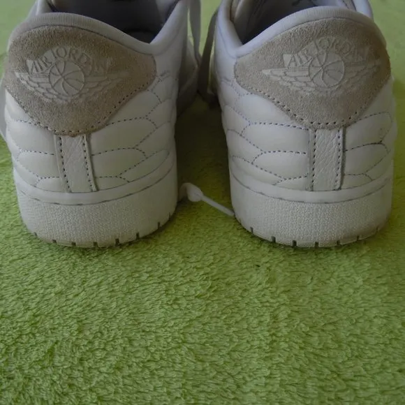 nike air jordan centre court low mens size 12 shoes and 16 pictures to look at