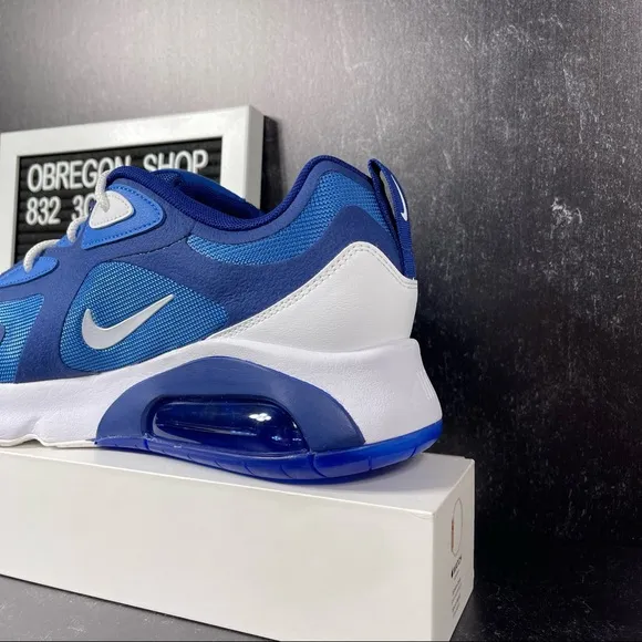 NIKE AIR MAX 200 PACIFIC BLUE MENS SHOES SIZE 11 TRACK AND FIELD WHITE NEW