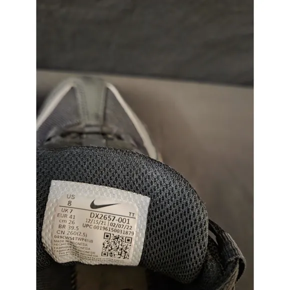 NIKE AIR MAX 95 BLACK-SAFETY ORANGE-IRON GREY SZ 8 [DX2657-001]