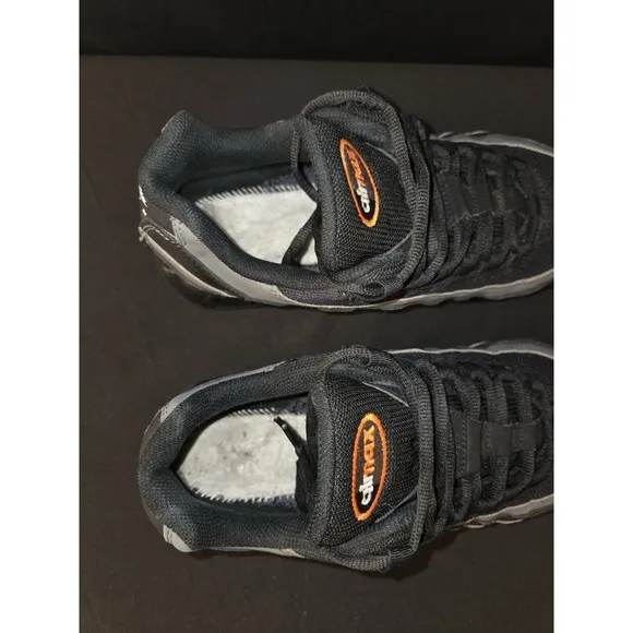 NIKE AIR MAX 95 BLACK-SAFETY ORANGE-IRON GREY SZ 8 [DX2657-001]