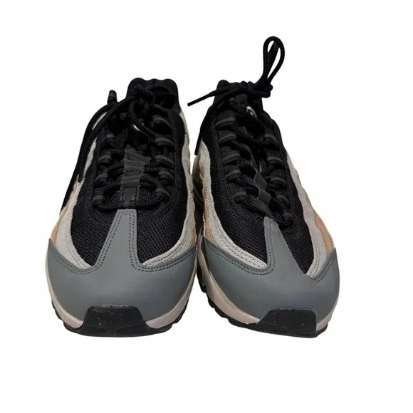 Nike Air Max 95 Men's Smoke Greylight Athletic Sneaker Shoes Size 7.5‎