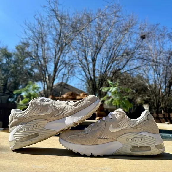 Nike Air Max Excee Phantom/Sail-Platinum Tint - Size 6 Women’s (CD5432-009)