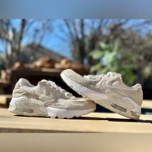 Nike Air Max Excee Phantom/Sail-Platinum Tint - Size 6 Women’s (CD5432-009)