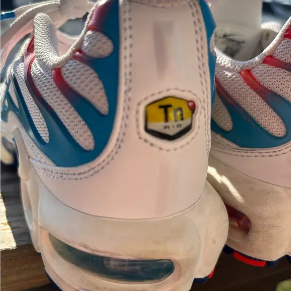 Nike Air Max Plus 3D Glasses Sz 4.5 Youth / Womens 6 White Blue Coral Sneakers