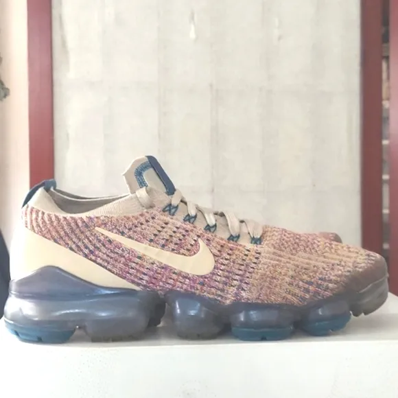 Nike Air VaporMax Flyknit 3 Running Shoes Multi-Color AJ6910-007 Women’s Sz 9.5