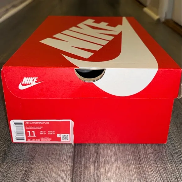 Nike Air VaporMax PlusTriple Black (Brand New)