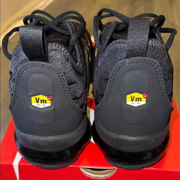 Nike Air VaporMax PlusTriple Black (Brand New)