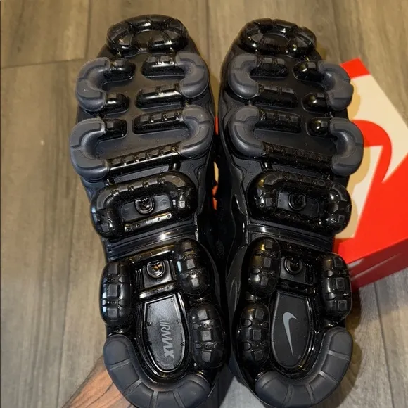 Nike Air VaporMax PlusTriple Black (Brand New)