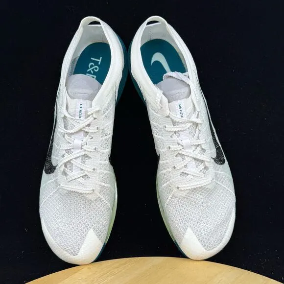 Nike Air Zoom Victory 2 Track Cleats Spikes White Green FD8411-100 Men’s Sz 7.5