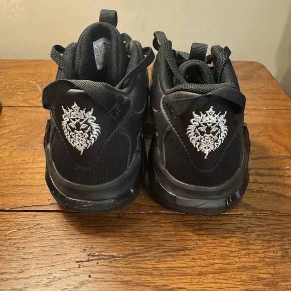 Nike Basketball Shoes 6.5Y LeBron VW2 Black DQ8650-004 Youth