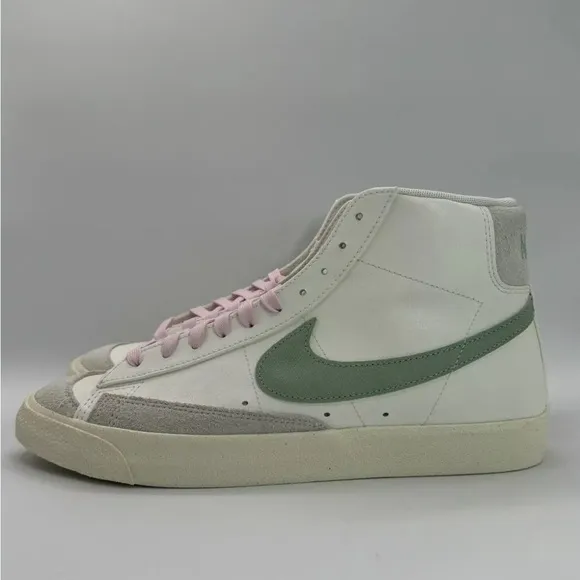 Nike Blazer Mid 77 Men Size 8  DO9787 100 Green White Mid Top Training Shoes