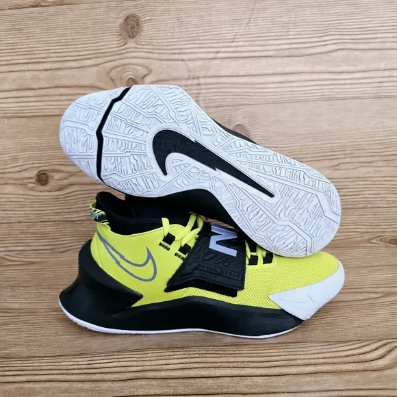 Nike Boys Future Court 3 Sneakers