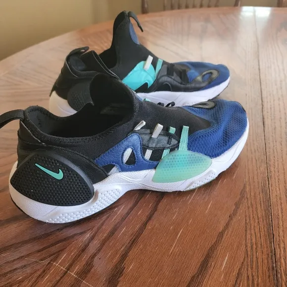 Nike BQ5205-400 Huarache Edge SIZE 9.5