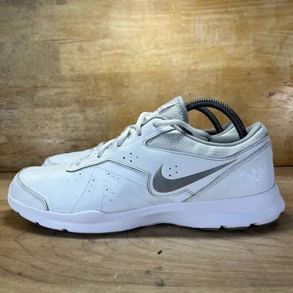 Nike Core Motion TR2 Womens Size 11.5 Training Shoes Sneakers White 749179-100