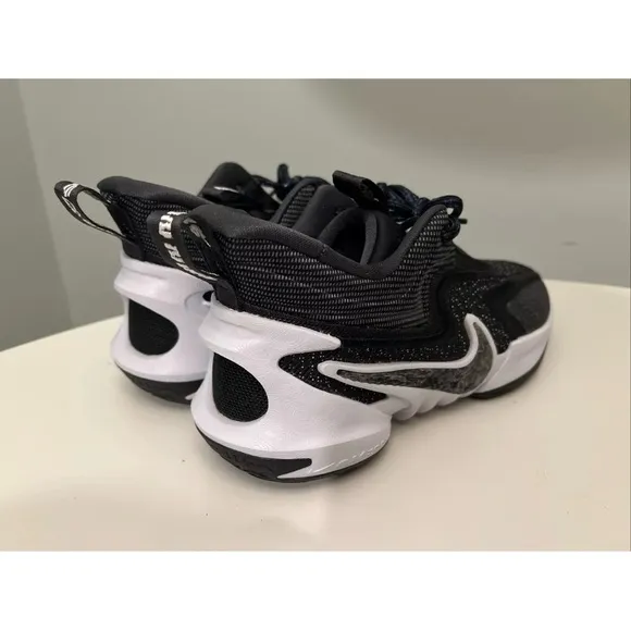 Nike Cosmic Unity 2 Shoes Men Size 7.5 Black Gray DH1537-003 Sneaker Basketball