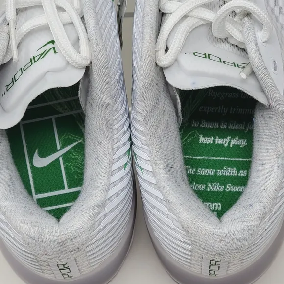 Nike Court Air Zoom Vapor 11 Women's Size 9 White HC Tennis Shoes DR6965-102 NEW