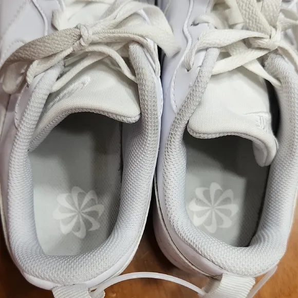 Nike Court Borough Low Recraft DV5456-106 shoes white Size 6.5 Y