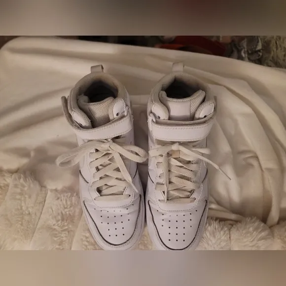 Nike Court Borough Mid 2 White/White Sneakers Shoes CD7782-100 5Y