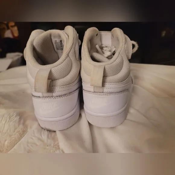 Nike Court Borough Mid 2 White/White Sneakers Shoes CD7782-100 5Y