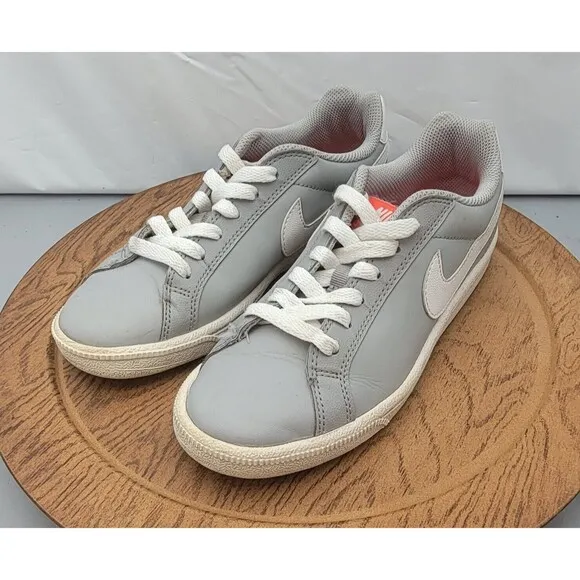 Nike Court Majestic Grey White Court Athletic Shoe Sneaker Women's Size 6
