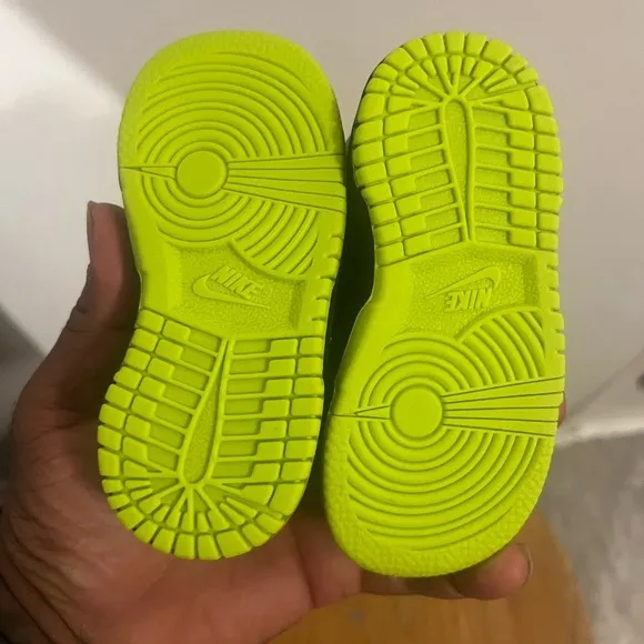 Nike Dunk low baby shoes 6c won’t last long