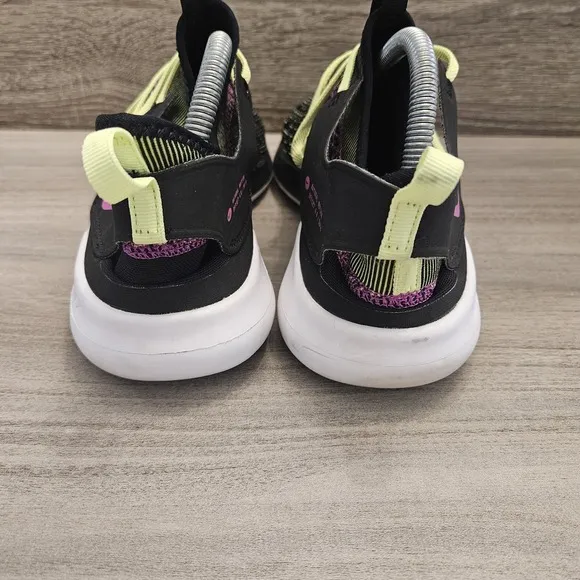 Nike Flex Contact 3 Running Shoes Mens 10 Black Volt Glow White Green Sneakers