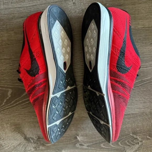 Nike Flyknit Trainer - University Red - Size 11.5
