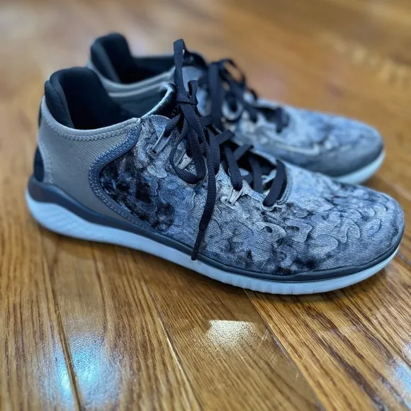 Nike Free RN 2018 Women's Wild Velvet Athletic Shoes
