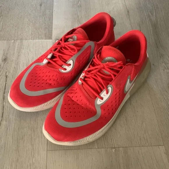 Nike Joyride Dual Run Track Red Running Shoes
