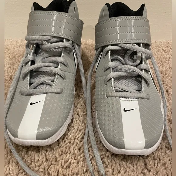 Nike Kids Force Trout 7 Turf Shoes, Youth Size 4