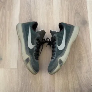 Nike Kobe X Elite Low Sneakers Black &amp; Grey Kids 6Y Basketball Shoes