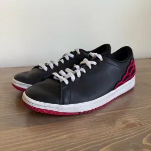 Nike Men’s 8.5 Black Red Air Jordan 1 Centre Court Sneakers Tennis Shoes
