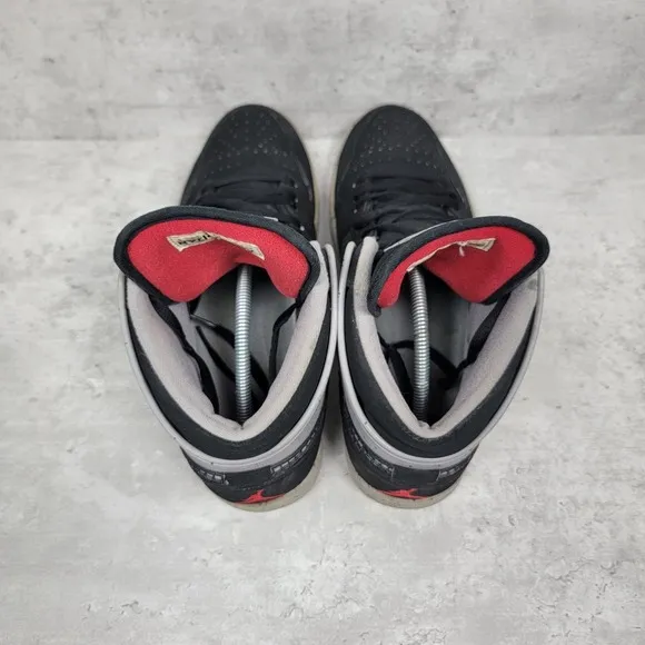 Nike Mens Basketball Shoes Size 12 Air Jordan 1 Retro 89 Black Fire Red Cement