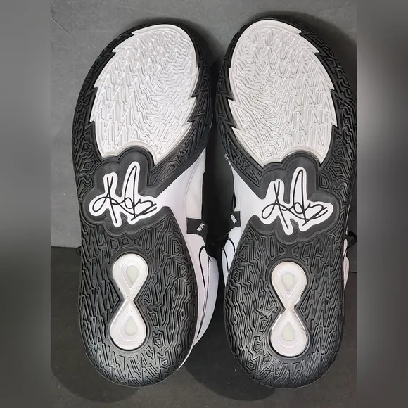 Nike Men’s Kyrie Infinity TB Team White Black Basketball Shoes  Size 18 NWOT