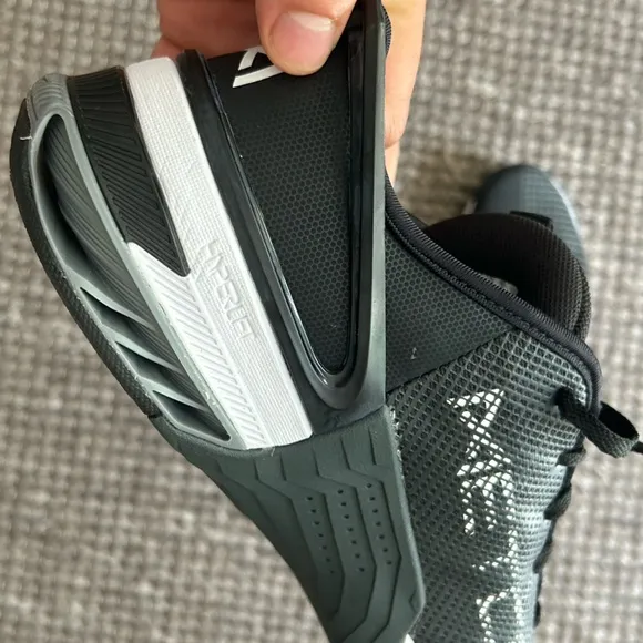 Nike Men's Metcon 8 Flyease Training Shoes