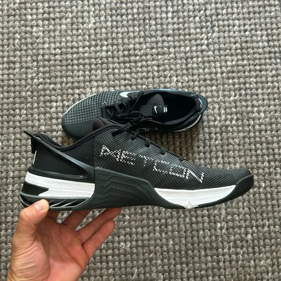 Nike Men's Metcon 8 Flyease Training Shoes