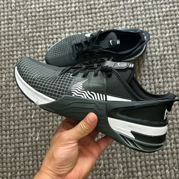 Nike Men's Metcon 8 Flyease Training Shoes