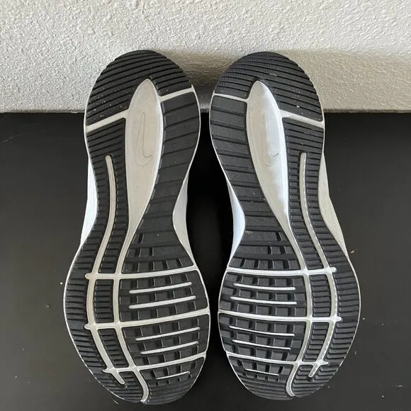 Nike Men's Quest 4 Black Volt Running Shoes Sneakers Size 9 Style DO6697-001