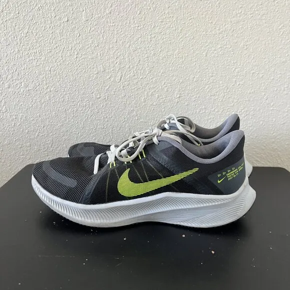 Nike Men's Quest 4 Black Volt Running Shoes Sneakers Size 9 Style DO6697-001