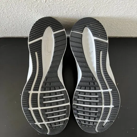 Nike Men's Quest 4 Black Volt Running Shoes Sneakers Size 9 Style DO6697-001