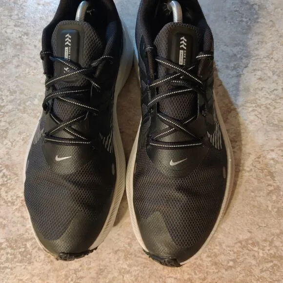 Nike Mens Winflo 7 Shield Running Shoes Black/Metallic CU3870-001 Size 12