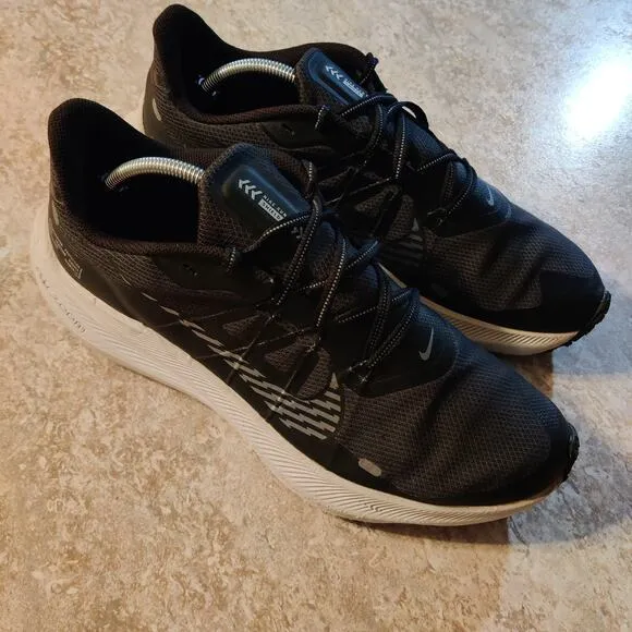 Nike Mens Winflo 7 Shield Running Shoes Black/Metallic CU3870-001 Size 12
