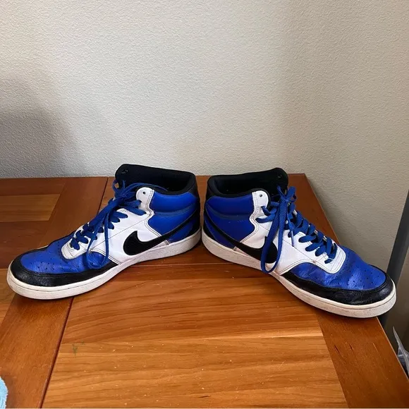 NIKE mid vision men’s NBA court athletic shoes size 9.5
