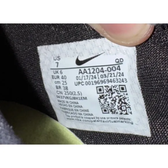 Nike Pole Vault Elite Track &amp; Field Spikes Mens Size 7 Womens 8.5 AA1204-004