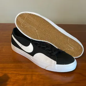 Nike SB BLZR Court Men’s Sneakers Shoes Canvas Skateboarding MSRP CV1658-002