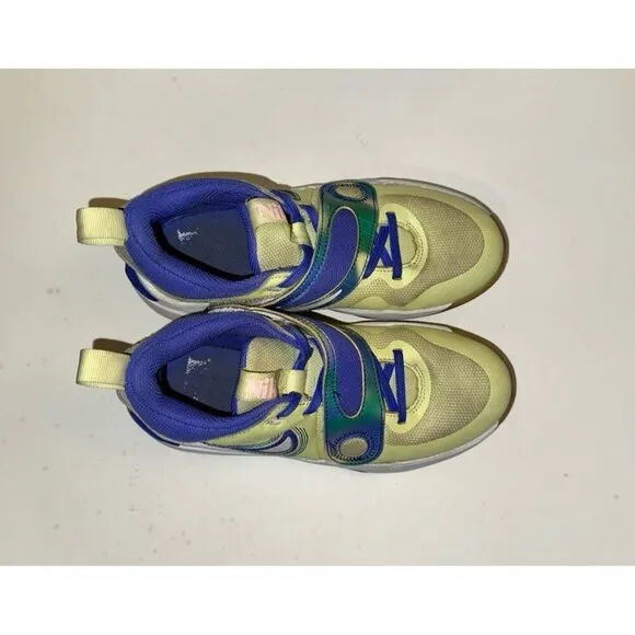 Nike Team Hustle D11 SE Basketball Shoes Big Kids Sz 4Y Womens Sz 5.5